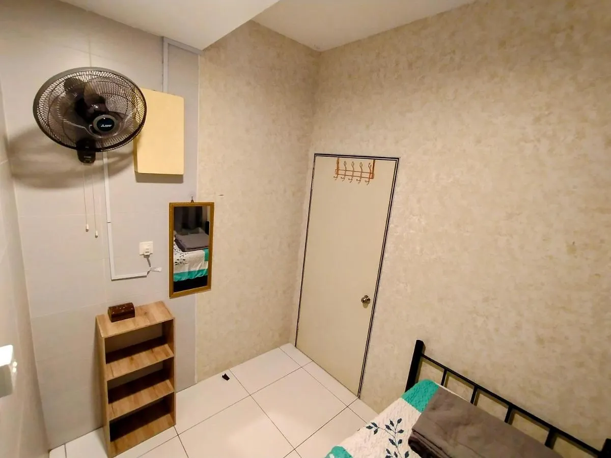 D'Zayn Serviced Apartment At The Platino Johor Bahru 0*,